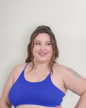 Top Deportivo Bretel Fino Espalda Con Transparencia