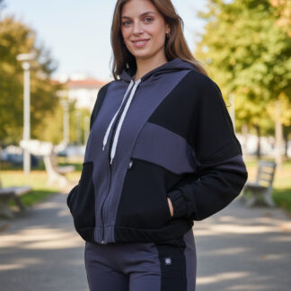 Campera Oversize Deportiva Con Recortes, Capucha y Bolsillos Talles Grandes