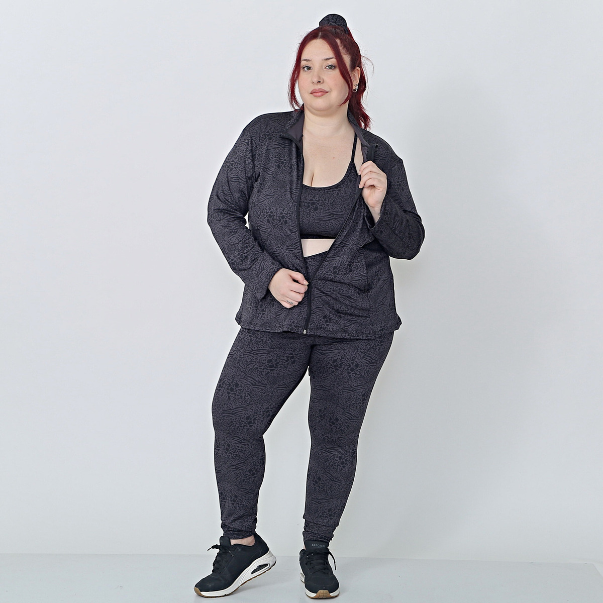 Campera Deportiva Microfibra Con Bolsillos Talles Grandes - Imagen 13