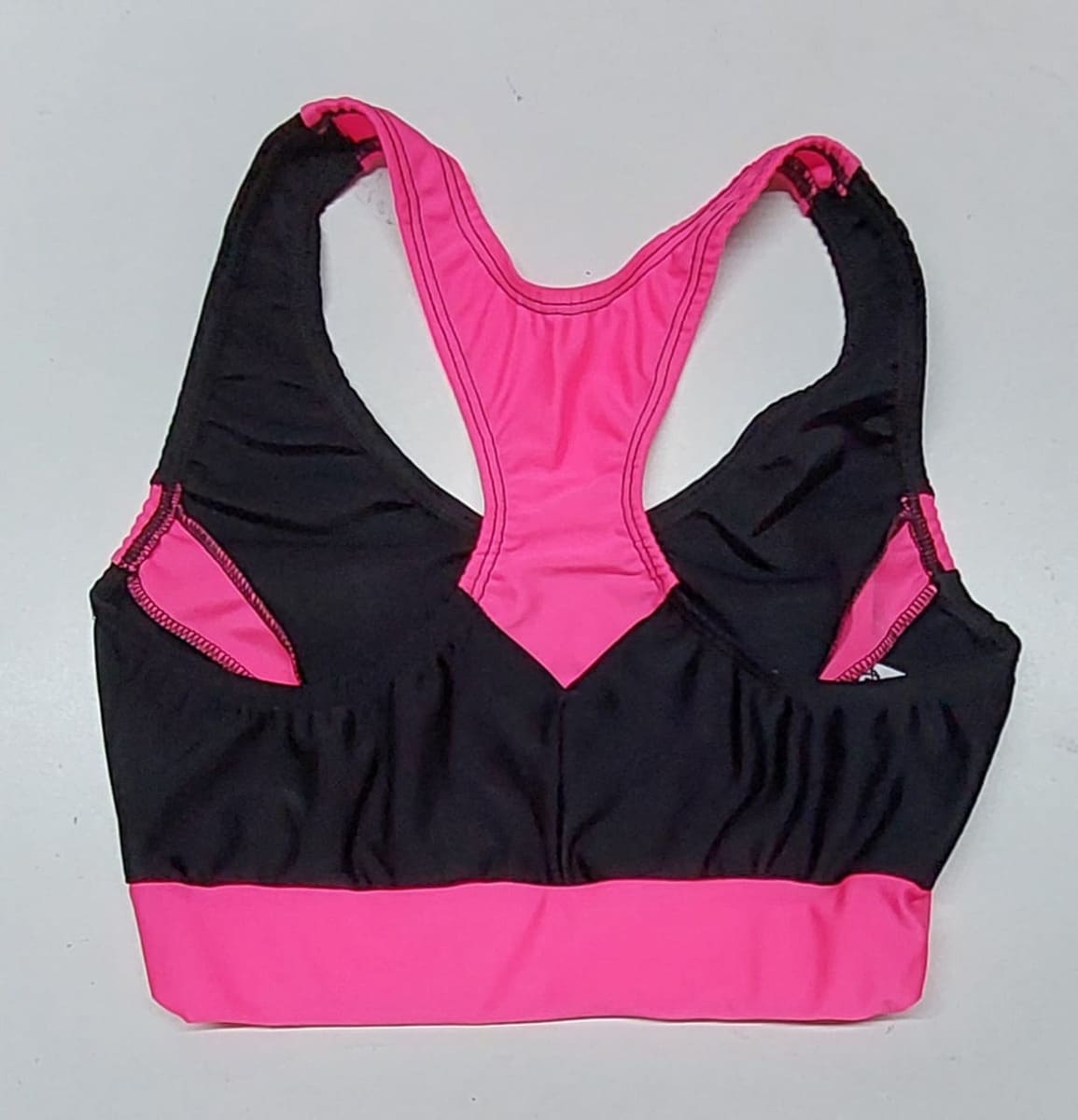 Top Deportivo Combinado Base Ancha Confort Talles Grandes - Imagen 4