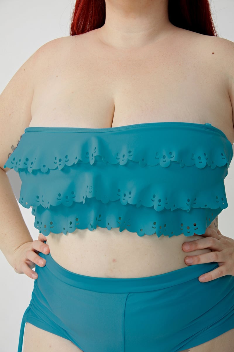 Corpiño Strapless Con Volados Y Bretel Desmontable Corp Solo - Imagen 2
