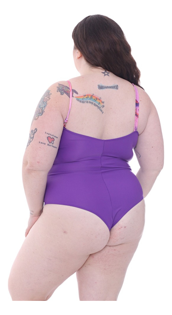 Entera Hombro Descubierto Recortes Modeladora Talles Grandes - Imagen 4