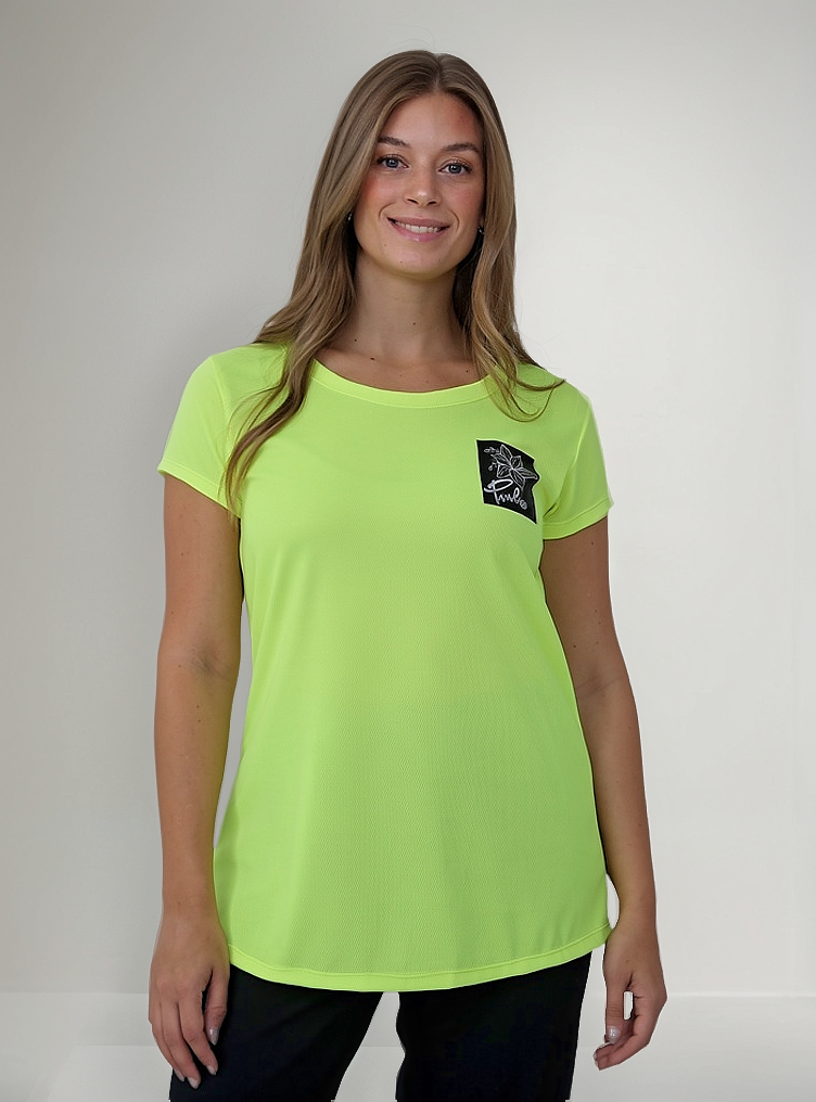 Remera Deportiva Mujer Manga Corta Tela Dry Fit Con Estampa